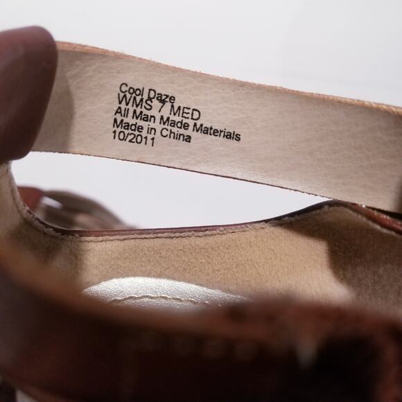 Kenneth Cole Reaction Cool Daze Colorblock Block Heels Strappy Sandals - Picture 4 of 10